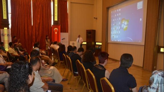 Türkçe ve Türk Dili Edebiyatı Öğretmenlerine Yönelik e-İçerik Eğitimleri Başladı