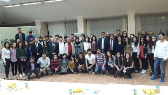 Nusaybinden İlimize Gelen Üniversiteye Hazırlık Öğrencileri Sınava Girmek Üzere Mardine Uğurlandı