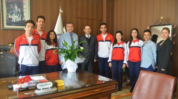 Halk Oyunları Yarışması Mersin Birincisi Mehmet Akif Ersoy Sosyal Bilimler Lisesinden Müdürlüğümüze Ziyaret