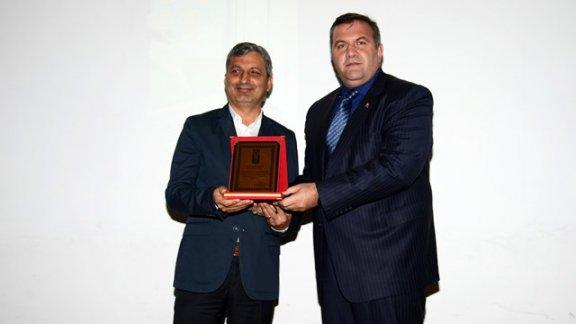 Millî Eğitim Müdürümüz " Ülkem - Hayallerim, Ümitlerim ve Düşüncelerim " Yarışmasının Ödül Törenine Katıldı