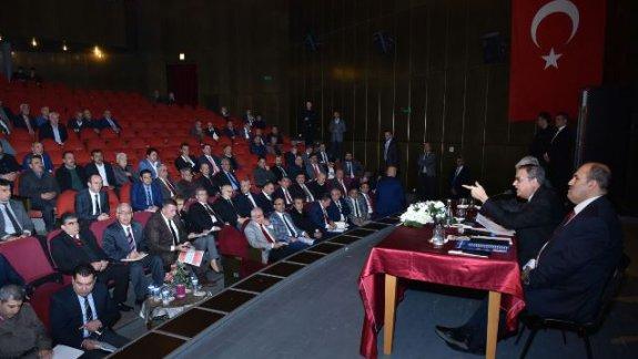   Muhtarlar Toplantısı Tarsus İlçemizde Mersin Valisi Ali İhsan Su Başkanlığında Yapıldı