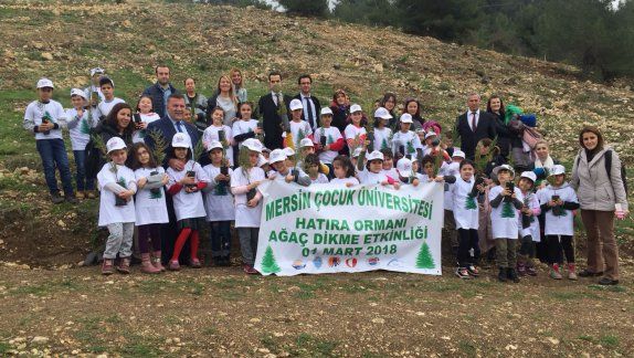 Mersin Çocuk Üniversitesi Hatıra Ormanının Fidan Dikim Etkinliği Gerçekleştirildi 