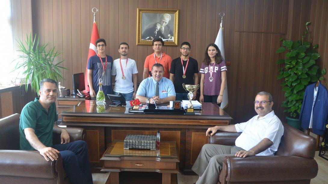 Türkiye Satranç Şampiyonlarından Müdürlüğümüze Ziyaret